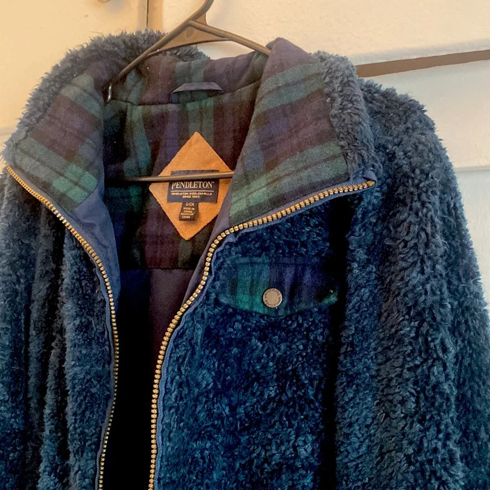 Pendleton Collared Jacket - Picture 3 of 4